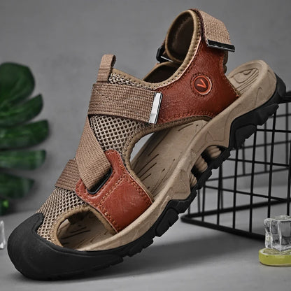 Sommer menn sandaler ekte skinn herre casual sko utendørs menn skinn sandaler for menn strandsko romerske herresko merkevare