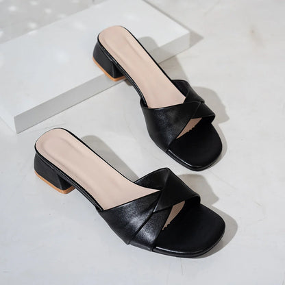 2025 Summer New Fashion Open Toe Solid Color Simple Leather Surface Versatile Candy Color Large Slippers Square Heel Shoes Women