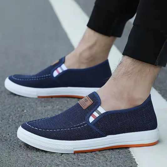 Des hommes décontractés se glissent sur des mocassins de toile confortables plates de marche pour homme mec non glissade mocassins doux sneakers d'été