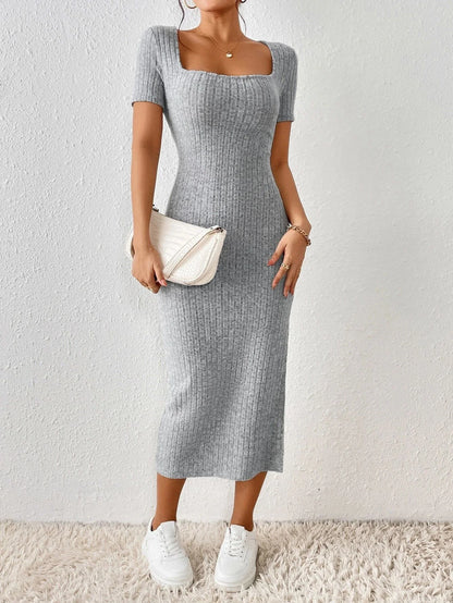 Kobieta wiosenna sukienka w stylu letnim Lady Casual Short Rleeve Square Kołnierz boczna sukienka rozcięcia vestidos