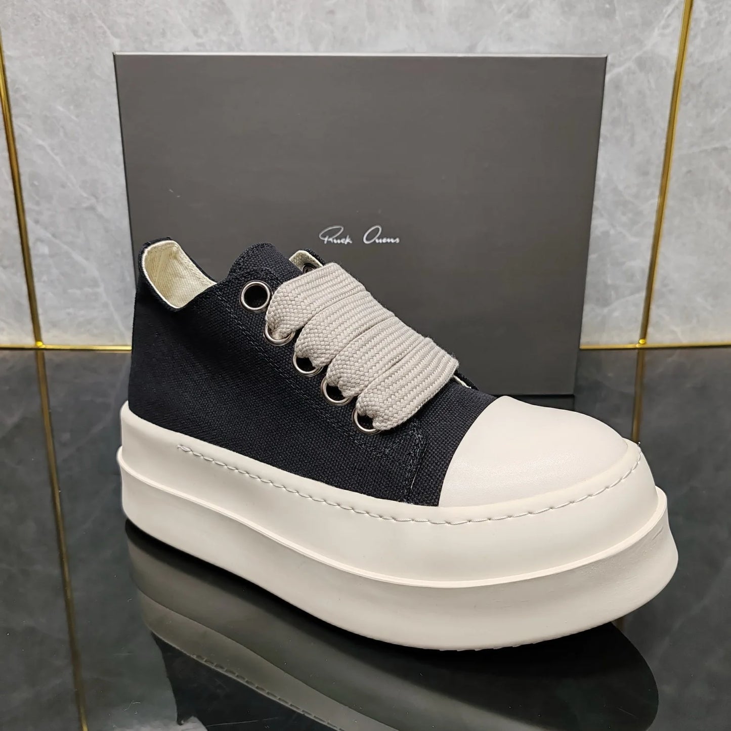 Ricks shoes high-density canvas low-top shoes Joker thick shoelaces casual shoes thickened height shoes couple.