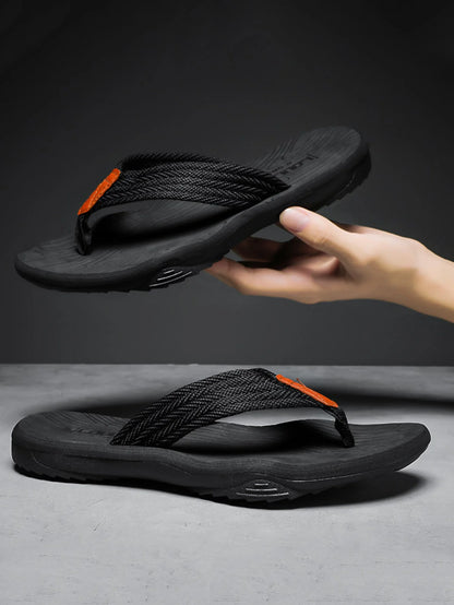 New men's sandals for indoor and outdoor comfort, versatile, non slip, casual wear, men's flip flops, men's beach shoes, sandals