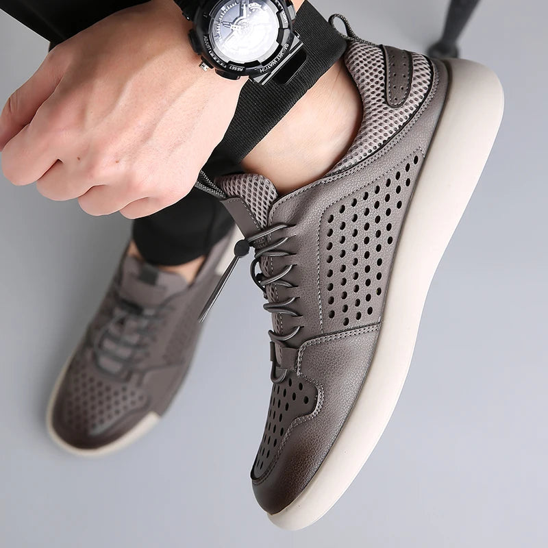 Summer Men's Hollow Breathable Leather Boots Outdoor Flat Bottomed Comfortable Sports Shoes Fashionable and Casual Oxford Shoes