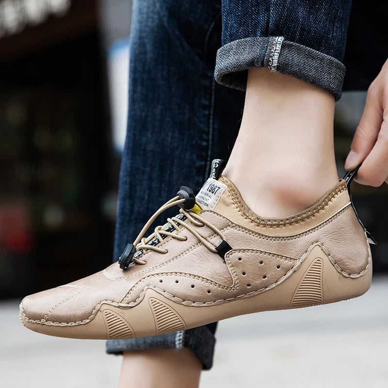 Läder casual sneakers för män som kör skor 2024 Nytt mode i vattentäta män Doug lyxklänning loafers skor skor skor