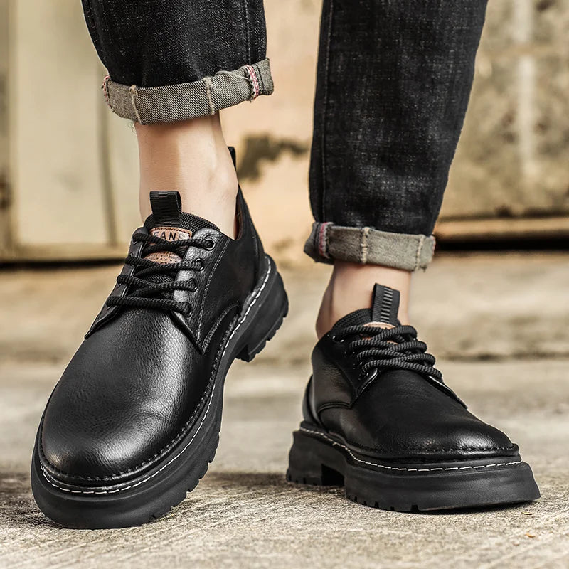 Pomladi visokokakovostni moški brogue britanski čevlji za obleke oxford moški gospod usnjena obutev stanovanja moški črni loafers Zapatos hombre
