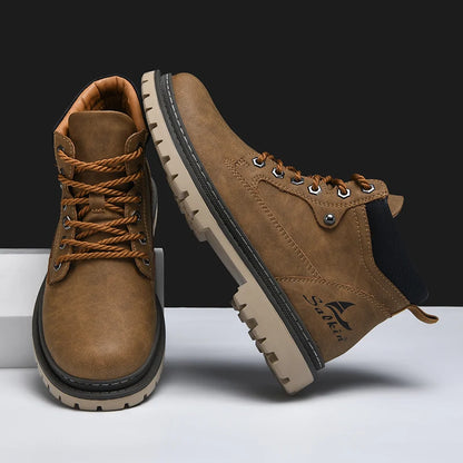 Håndlagde menn støvler Ankel vinterskinnsko Høst utendørs turskoker joggesko hombres botas høyt topp fottøy anti slip