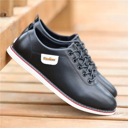 2025 New Men's Soft Leather Sneakers étanche des chaussures décontractées sans glissement.