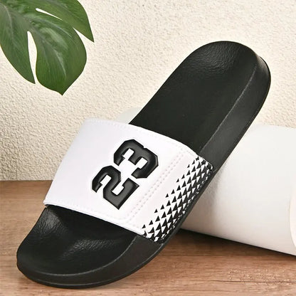 2025 Mens Slippers Mulheres deslizam casais de verão Sapato de praia Pontas macias Mulas de deslizamento Men Slippers Colo Casual Tamanho Big Size 37-48