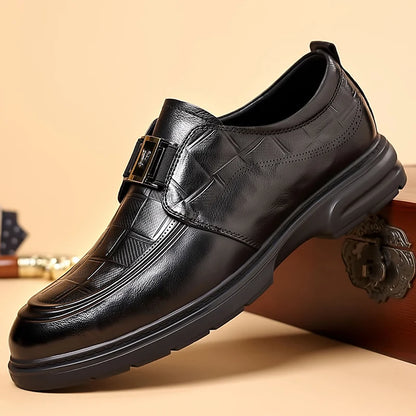 Uformelle skinnsko for menn Spring og Autumn Breathable Formelle forretningsmenn glir på loafers forretning trendy bønne sko