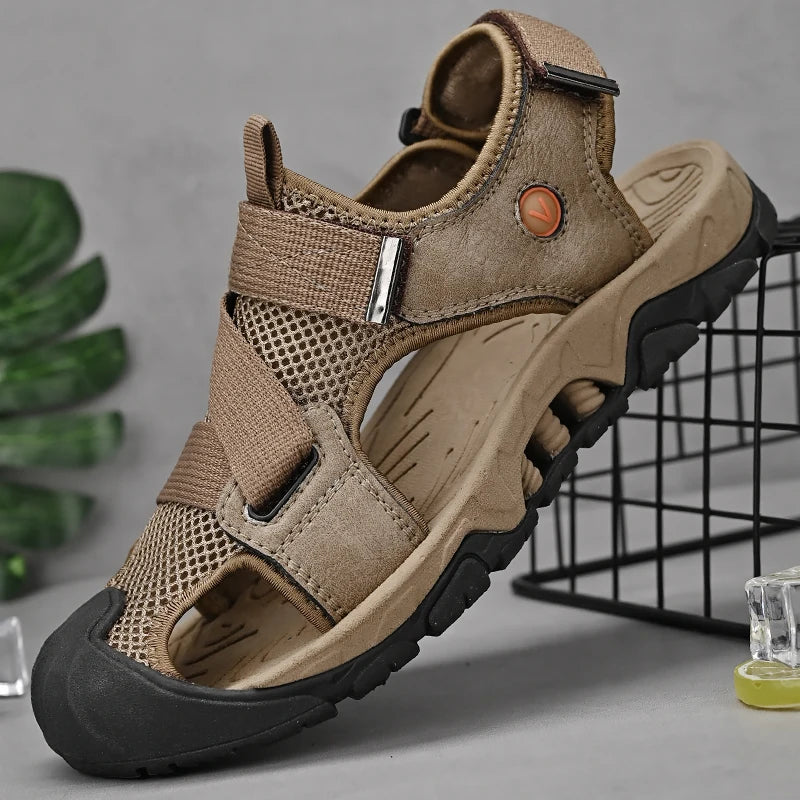 Sommer menn sandaler ekte skinn herre casual sko utendørs menn skinn sandaler for menn strandsko romerske herresko merkevare