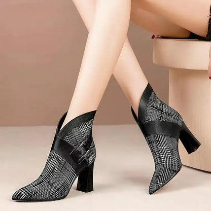 Stivali da donna sexy 2020 Autumn e inverno con tacchi alti a V inverno scarpe caviglia stivali in pelle stivaletti femminile da donna scarpe da matrimonio femminile