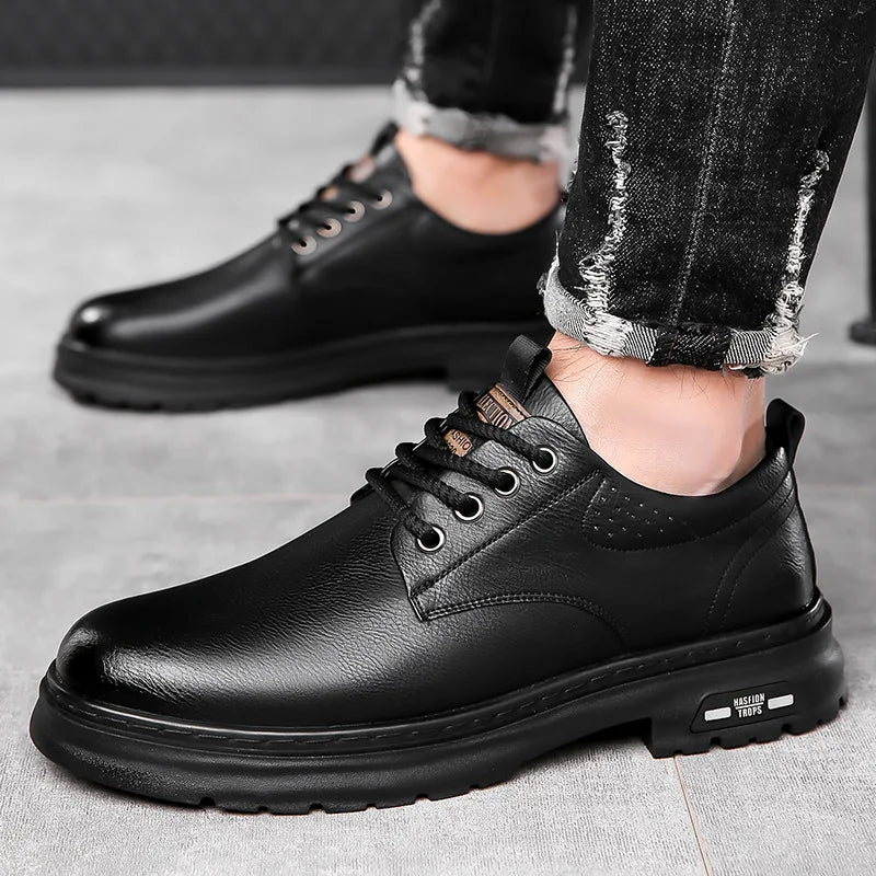Business Casual Casual Sapatos de couro genuíno masculino Autumn Autumn Novo designer British Style Retro Platform Shoes Men