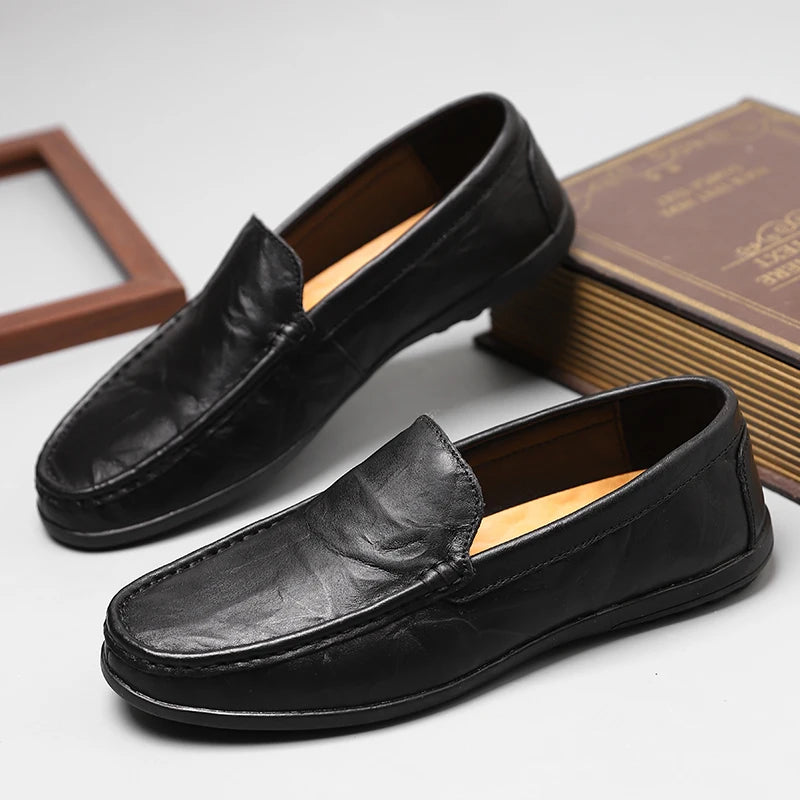 Pravá kožená muži boty příležitostné luxusní značky Men Loafers Italské mokasíny prodyšné skluz na muže, který jezdí boty chaussure homme