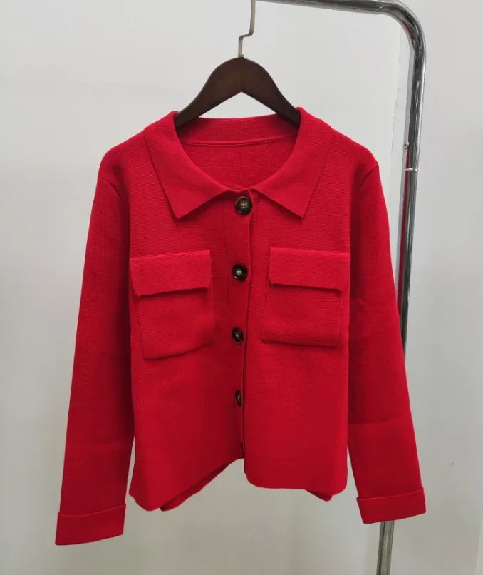 Femmes en tricot en tricot Couleur solide Coll-Down Collar tricot tricot simple Pull à poitrine avec des poches doubles femelles