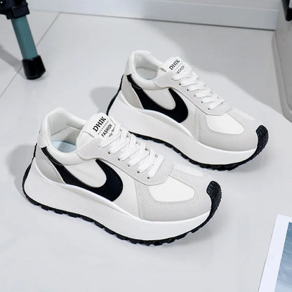 Women Flats Disual Sport Sneakers الخريف أزياء جديدة المشي Comort Women Outdoor Comort Lace-Up Runninng Shoes Zapatillas Mujer