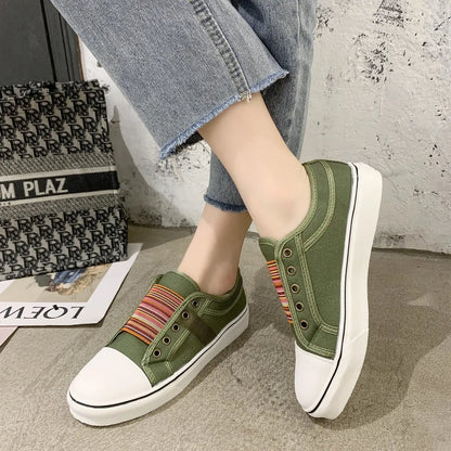 Chaussures plates en toile Femmes bases basses bases décontractées Vulcanize chaussures nouvelles femmes d'été automne baskets dames baskets femmes