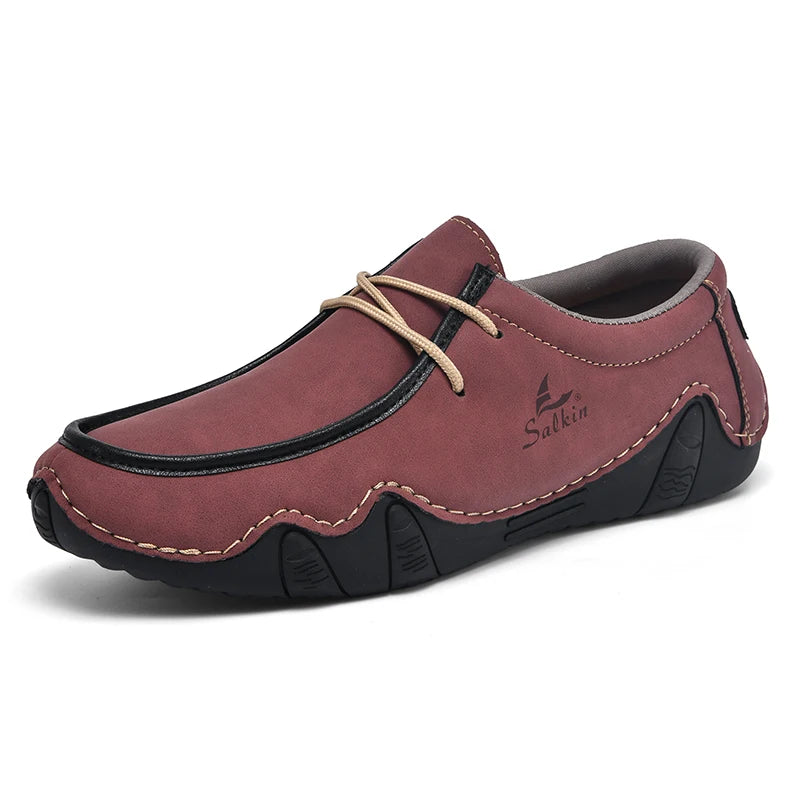Nuove 2024 Scarpe da uomo casual in pelle fatte a mano in pelle Sneaker man per le scarpe da top bassa traspirabili con le scarpe piazzate con una taglia più dimensioni