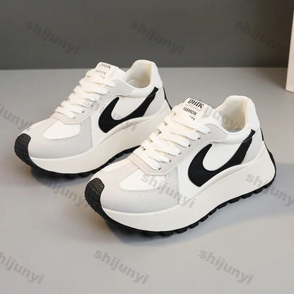 Sneakers de plate-forme à fond épais de la femme Nouveau mélange Nouveau mélange Couleur à lacets Chaussures décontractées femme Round Toe non glissade Vulcanie Sport Chaussures