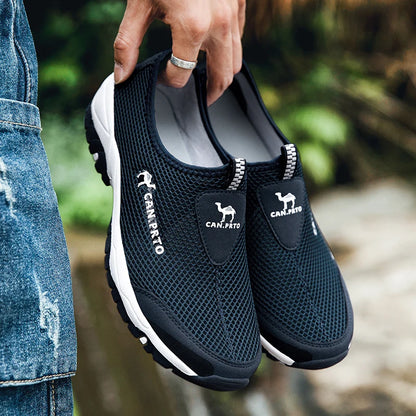 Muoti kesäkengät miehet rento kengät verkko ulkona hengittävä liukuvat asunnot miehet lenkkarit mukavat veden leipomot zapatillas