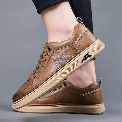 Zapato de manejo de la marca de la marca de lujo zapatos para hombres nuevos zapatos de moda de cuero livianos 2024 hombres clásicos zapatos casuales