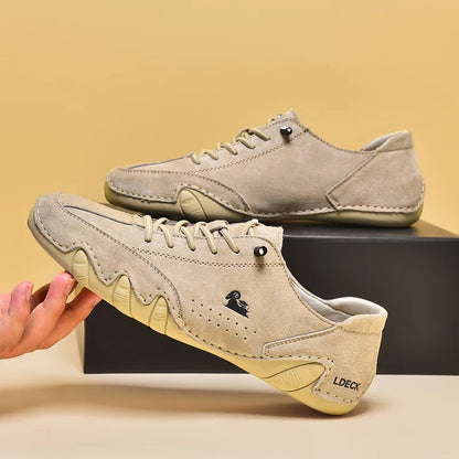 Men Sneakers casuais 2023 Novo em botas de tornozelo Lace up Sapatos de machos moda mocas de alta qualidade homens de luxo calçados mocasines