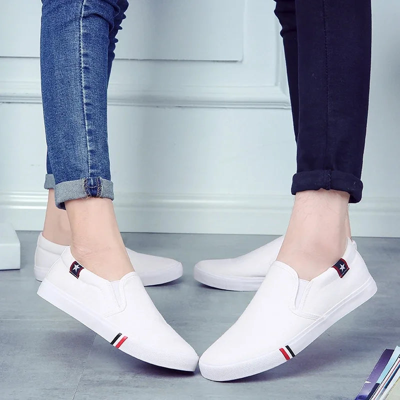 Mænd afslappede sko glider på lærred loafers behagelige at gå lejligheder til mand fyr non slip blød mokkasiner sneakers sommer sommer