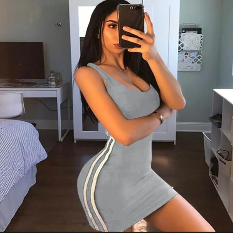 Sumar konur frjálslegur slíður kjóll Lady Spaghetti ól ermalaus kynþokkafullur teygja Slim kjóll vestidos qt030