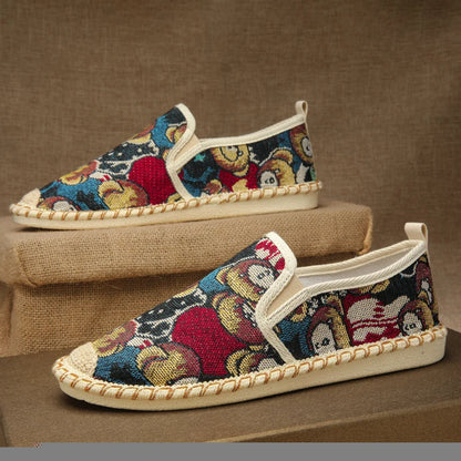 2025 Hot Men Loafers Fashion Embroidered Flat Shoes Moccasin Men Summer Casual Slip On Shoes Men Comfort Canvas Footwear Male