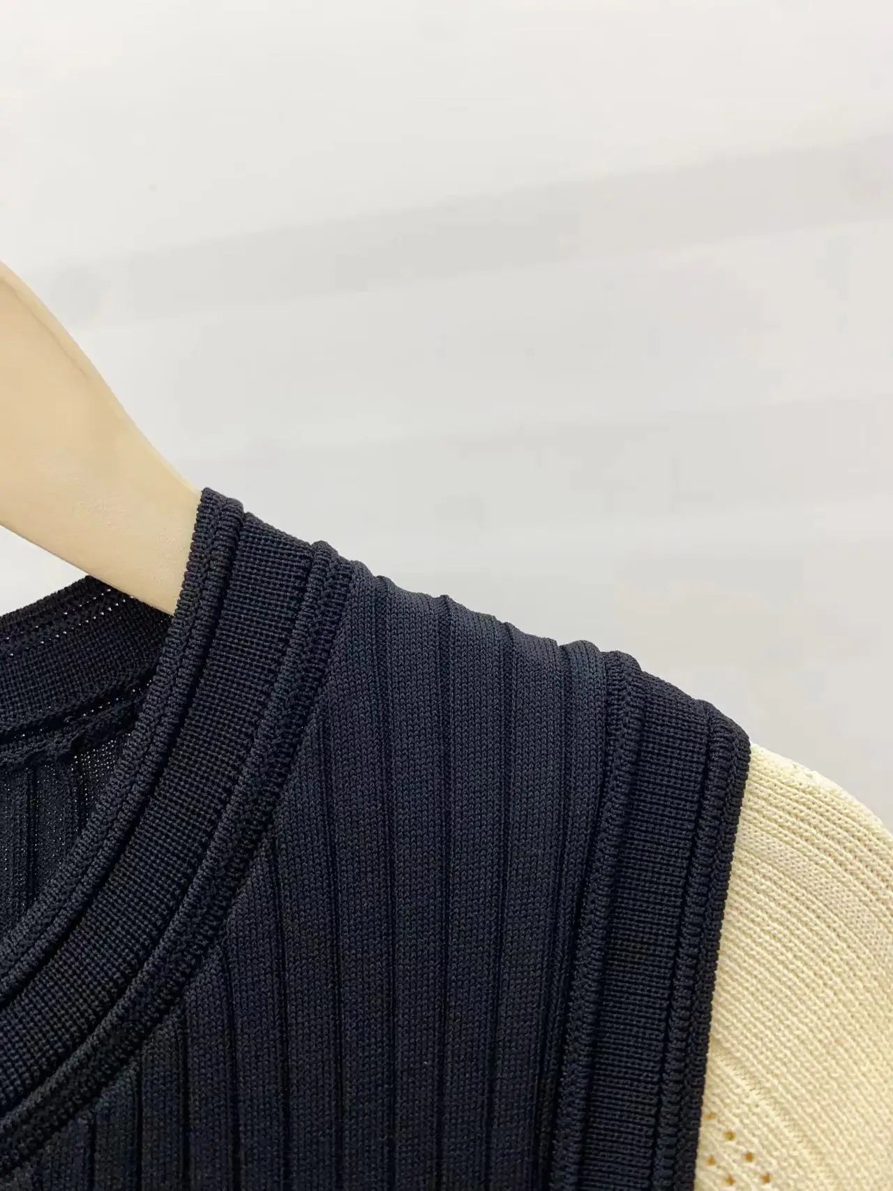 Der neueste Sommer einzigartige heißen Strickkleid Frauen Kurzschläfe Single Row Button Slim Mermaid Kleider Hochqualität 5230191