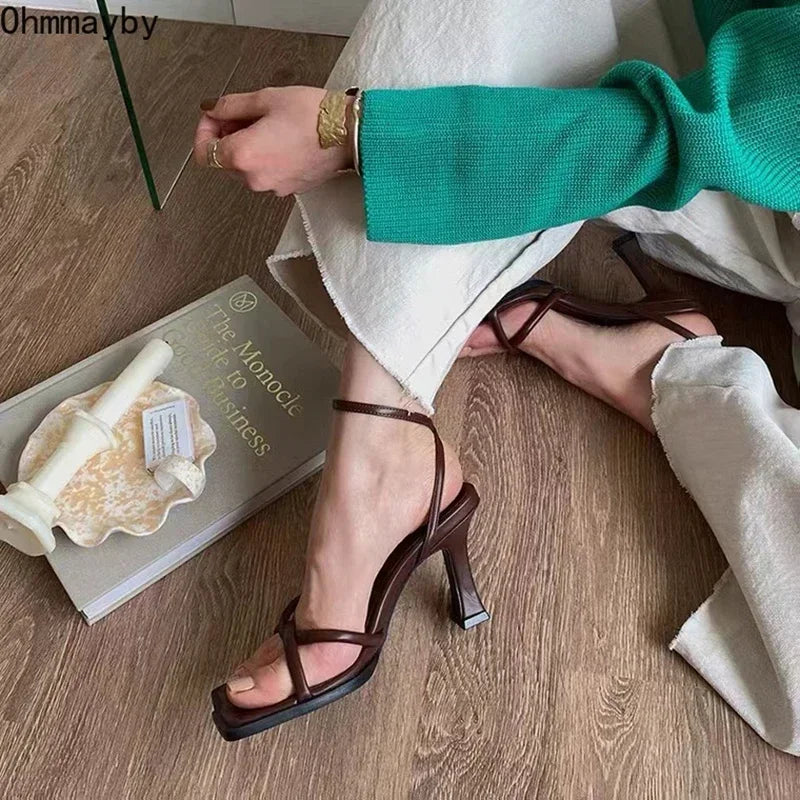 2025 SAND SAND SANDALS SANDALS MULHERES MULHERES GRESSOS 7 cm Torno