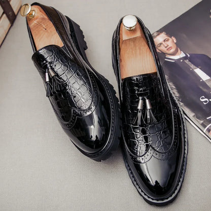 New Fashion Men's Dress Shoes Breathable Comfortable Leather Loafers Vintage Business Social Oxfords Zapatos De Vestir Hombre