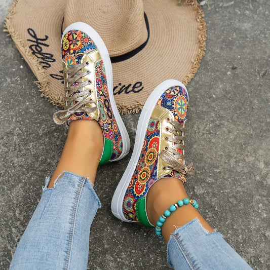Women Sneakers Classic Fashion Embroidery Printing Style Breathable Canvas Sneakers Women Casual Comfortable Shoes for Women