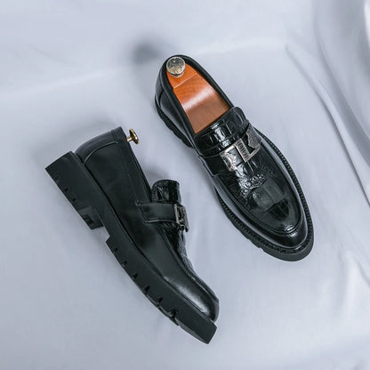Witte loafers heren feest en zakelijke loafers dik opgeloste mannen kledplatform schoenen comfortabel slip-on mode nieuwe casual schoenen
