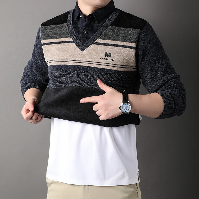 Invierno NUEVO SUJETOR DE VELO MENOS Men espesas Ropa de terciopelo a rayas Autumnia de invierno Juques de moda de la moda