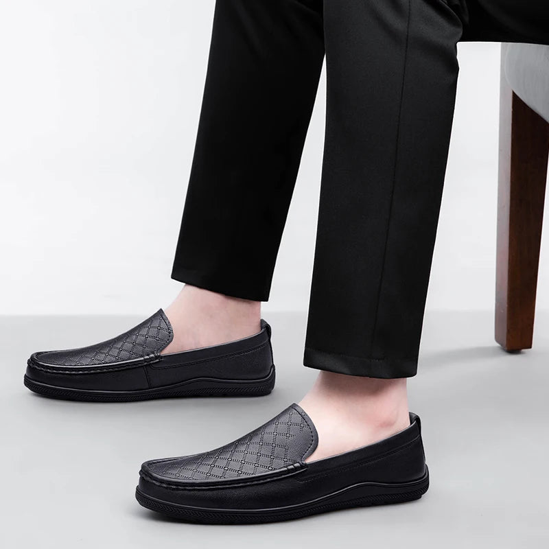 Wysokiej jakości wygodne nowa nowa warstwa na strzępy Business Casual skórzane buty modne mężczyźni oddychający miękki boks