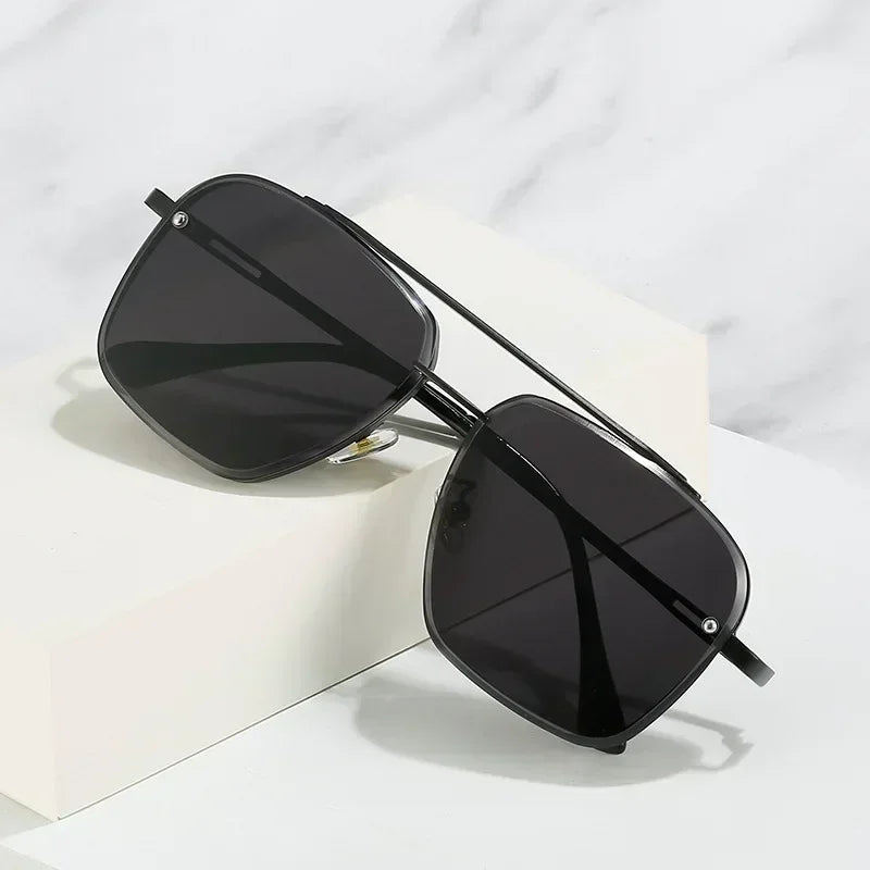 2025 Fashion Square Design Luxury Gafass Sun Men Women Flight Seven Rock Mach Mach Sex Style Gradiente Gafas de sol de piloto Oculos de Sol