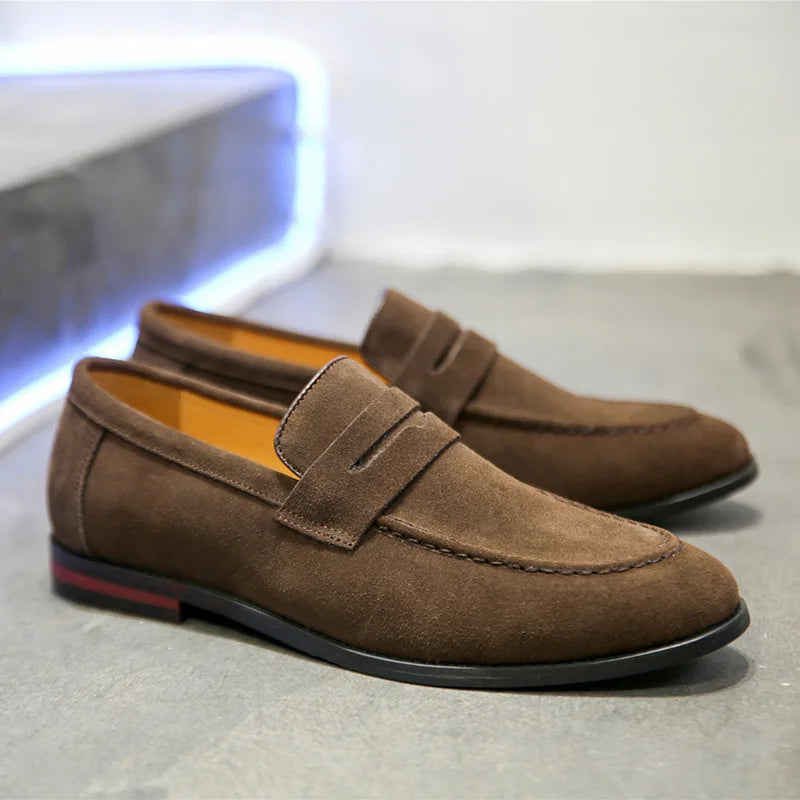 Scarpe casual maschile in pelle scamosciata in pelle autentica da uomo in pelle slip-on leggero comodi moca