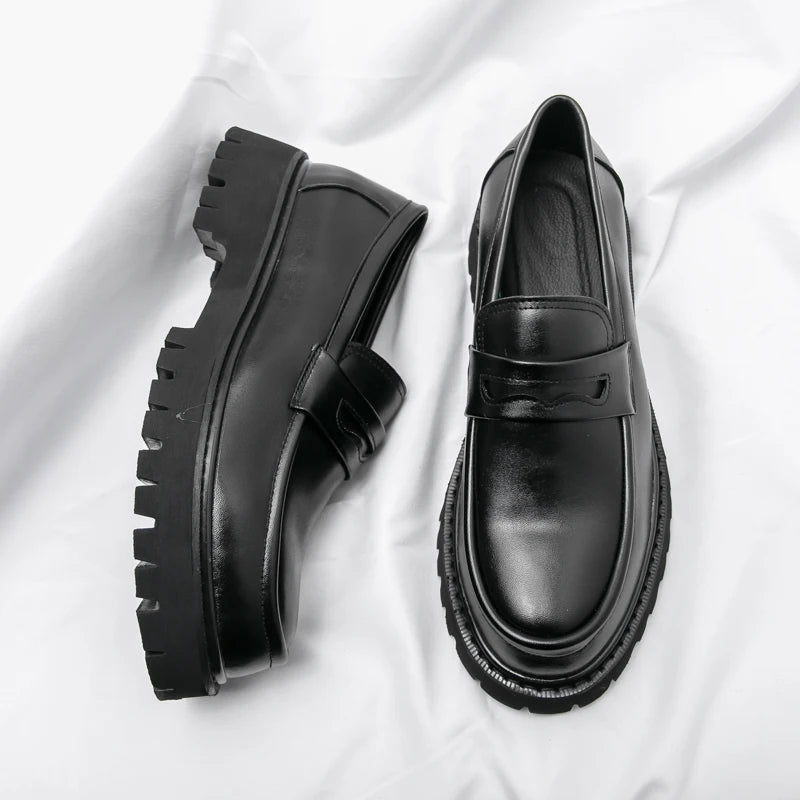 Nye platformsko loafers sko mænd tyksålede bryllupssko sorte formelle forretningssko slip-on læder øger afslappet sko