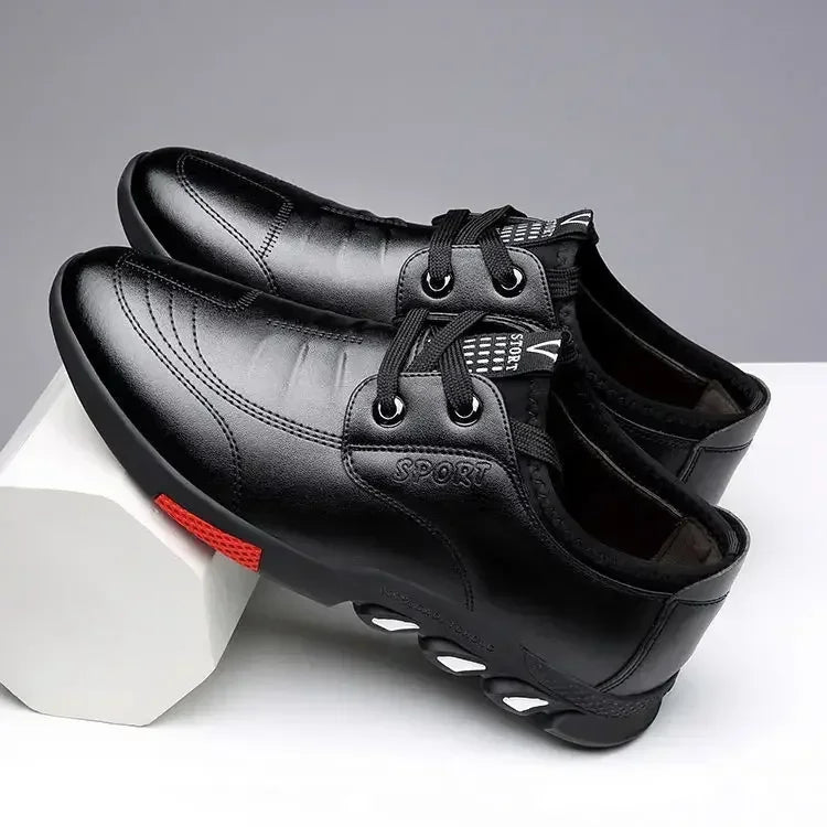 Chaussures en cuir décontractées pour hommes printemps 2025 Chaussures masculines confortables Silp sur les chaussures de travail Malus Softs sans glissement