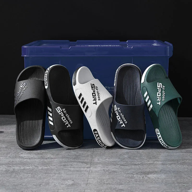 Slifori maschili di moda in PVC SOLE SOLE NON SLIP SCHEDI SCHEDE CASUAL FLOP FLOPS BAGNO CAPPOGLE Coppie da bagno Nuovo Sandalo