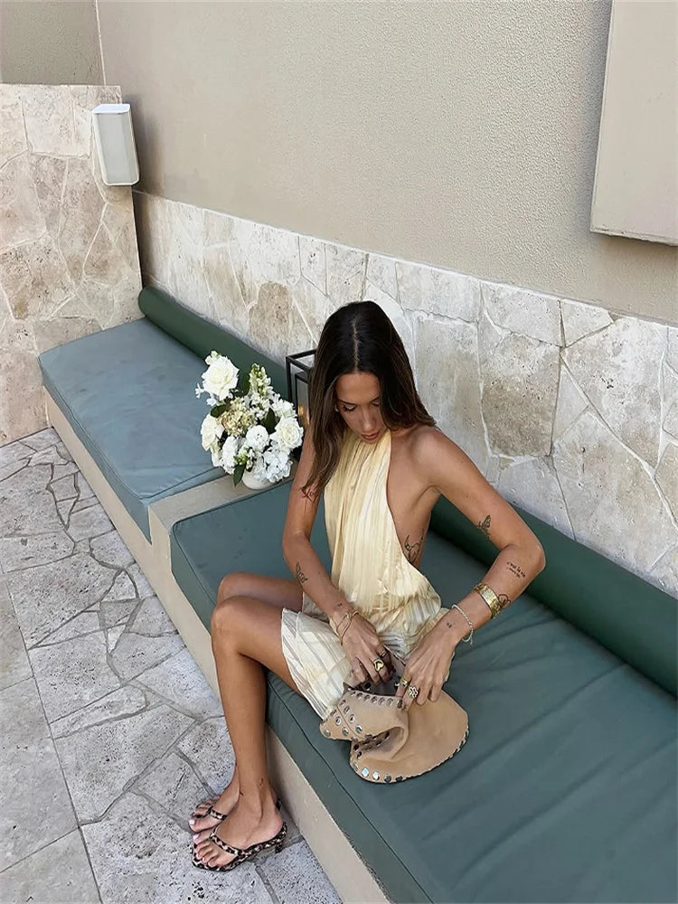 Halter Ruffle Mini Dress Kvinder sexet ærmeløs rygfri snøring op festkjoler 2025 Summer Beach Fashion Vacation Lady Short Robe