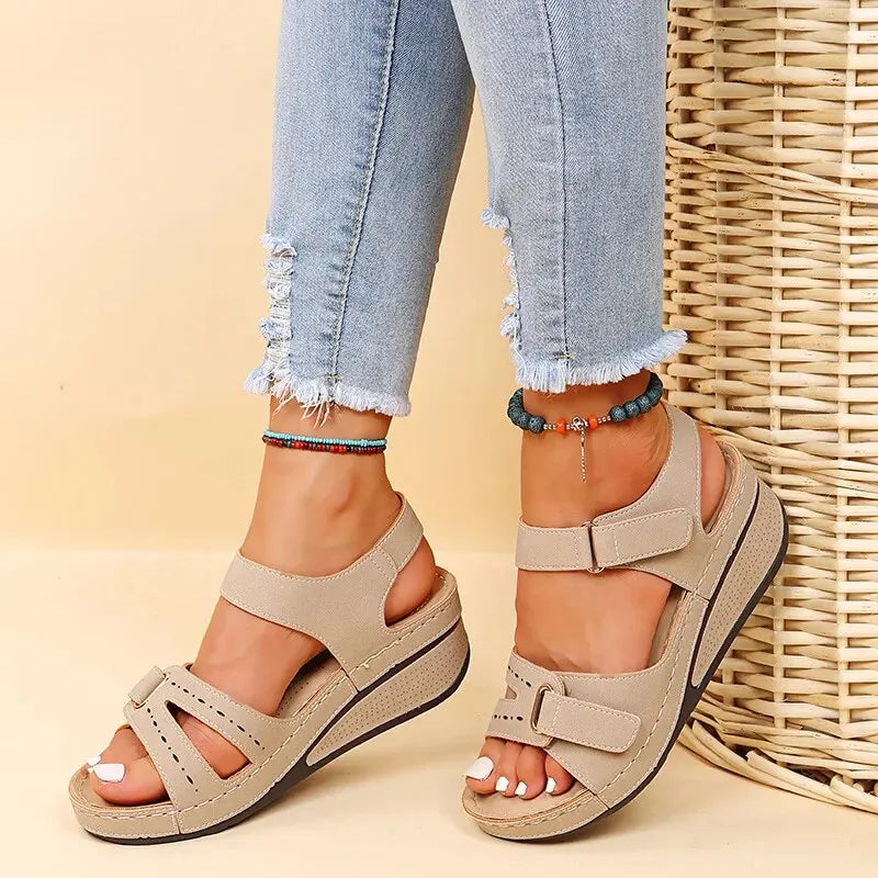 Sandale cu pană de vară pentru femei 2023 New Fashion Non Slip Beach Pantofii Femeie ușoară platformă casual Sandalias Mujer plus dimensiune
