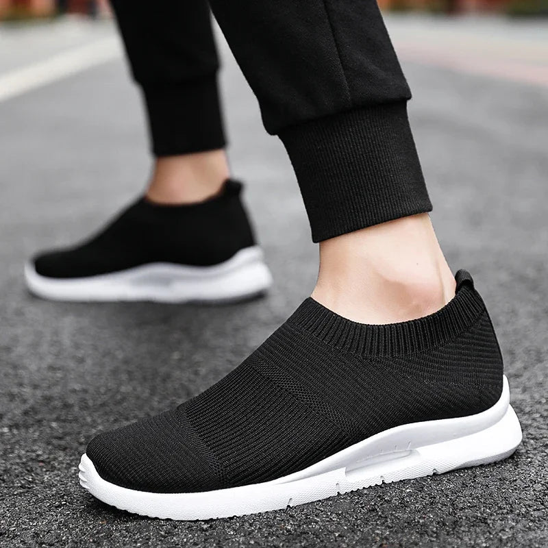 Damyuan Men Light Running Shoes Jogging Shoes Breathable Man Sneakers Slip On Loafer Shoe Men's Casual Shoes Størrelse 46 2020