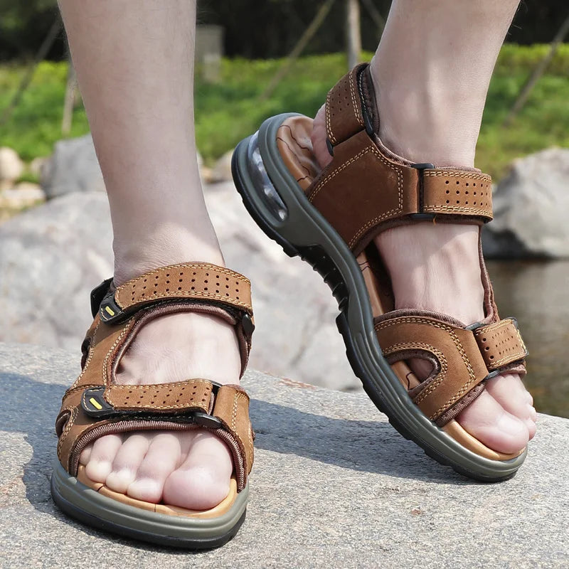 Men de verano Sandalias Genina cuero zapatos casuales zapatos de cuero para hombres para hombres zapatos de playa zapatos para hombres romanos zapatos