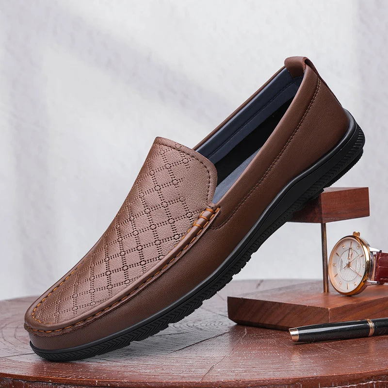 Wysokiej jakości wygodne nowa nowa warstwa na strzępy Business Casual skórzane buty modne mężczyźni oddychający miękki boks