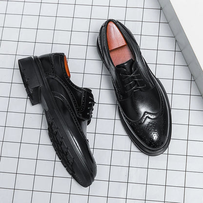 Alta qualidade masculina Sapatos Oxford Sapatos de Moda Bottom Moda Business Designer masculino Sapatos de couro casual brilhante