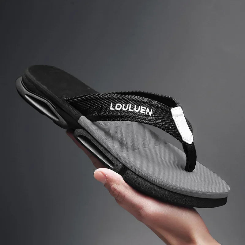 Men Summer High Quality Flip Flops Men Beach Slippers Fashion Outdoor Flip Flops Casual Breathable Slippers for Men New Sandals