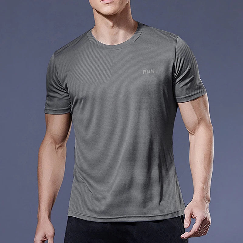 Juoksevat paidat jalkapallopaitot miesten Jersey Sportswear Mens-lenkkeily-t-paidat nopea kuiva puristusurheilu t-paita kuntosali