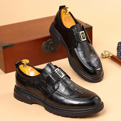 Uformelle skinnsko for menn Spring og Autumn Breathable Formelle forretningsmenn glir på loafers forretning trendy bønne sko