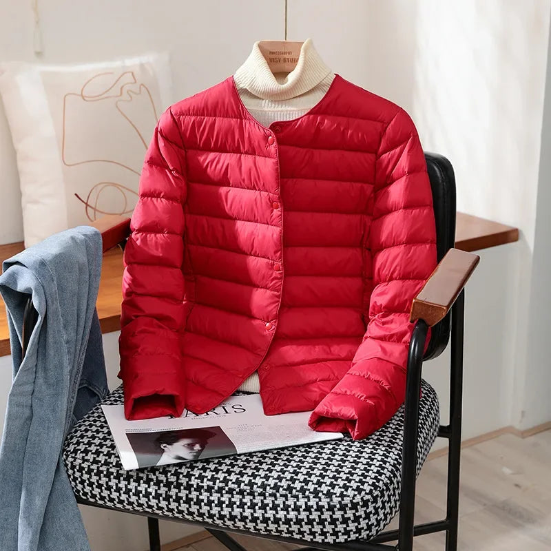 Plus size 2023 Nuova autunno inverno da donna calda Duck White Down Slim Down Slim Down Female Fashion Ultra leggero Paintoni da palla confezionabile